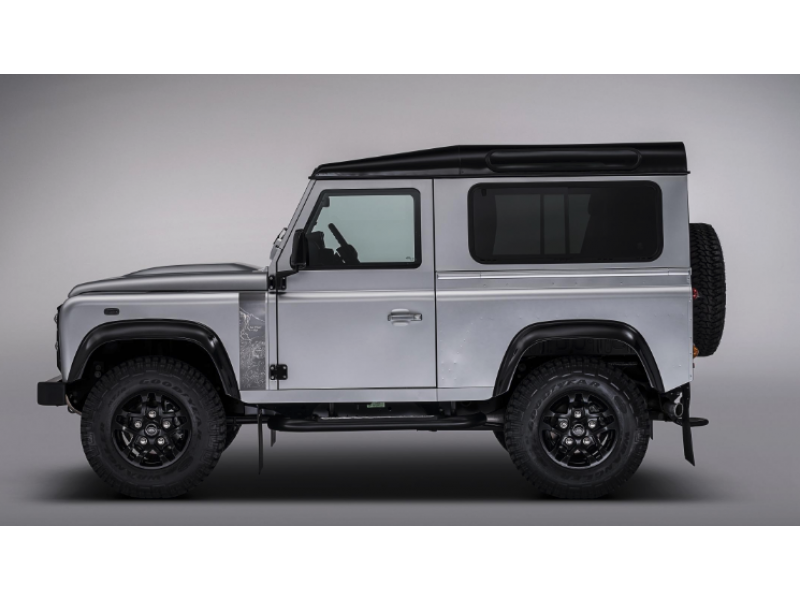 Land Rover Defender Station Wagon and Hard/Soft Top E