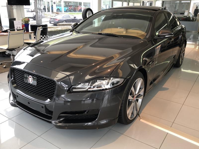Jaguar XJ V6 3.0 300CV R-Sport