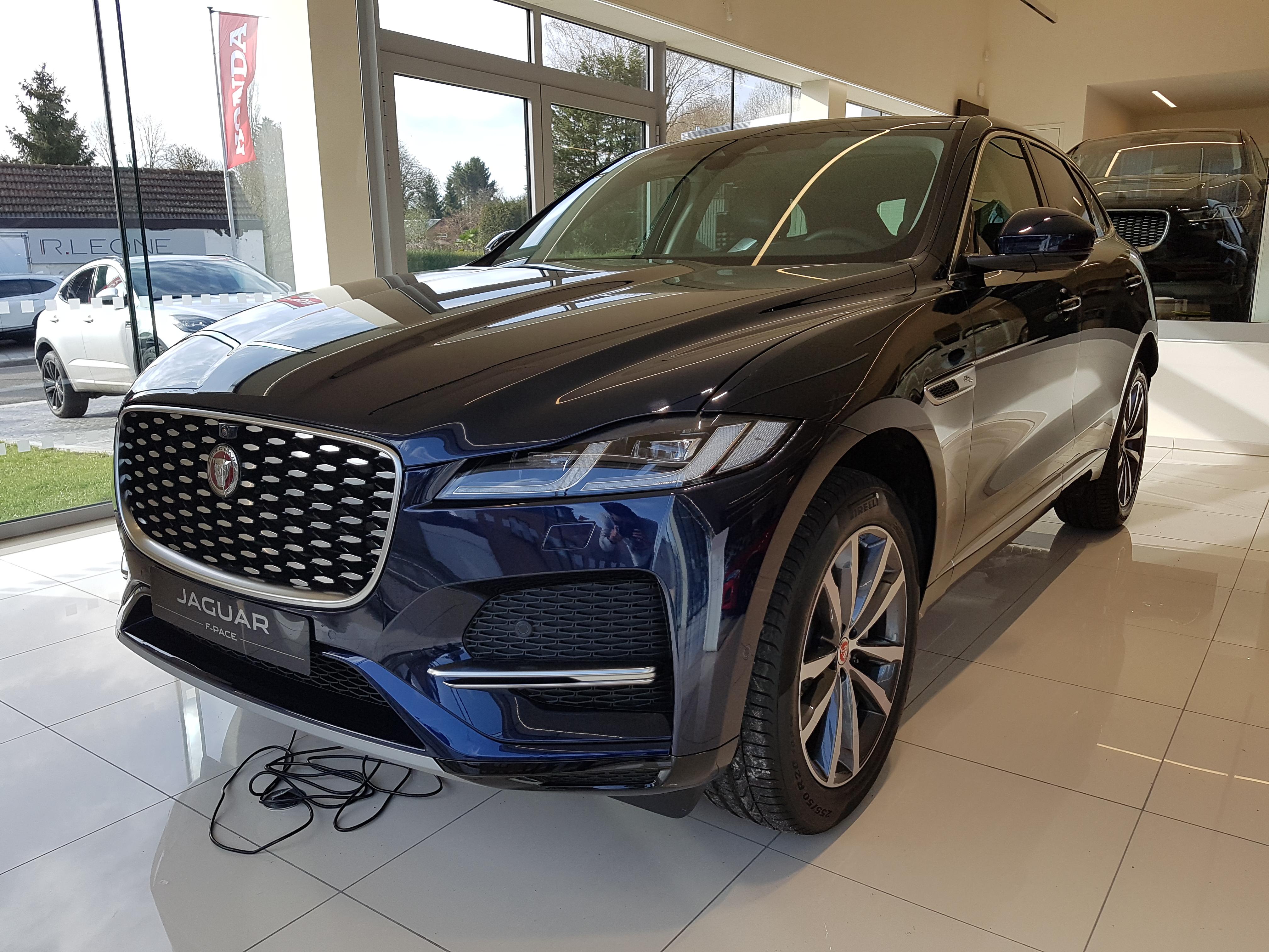 Jaguar F-Pace New F-Pace SE