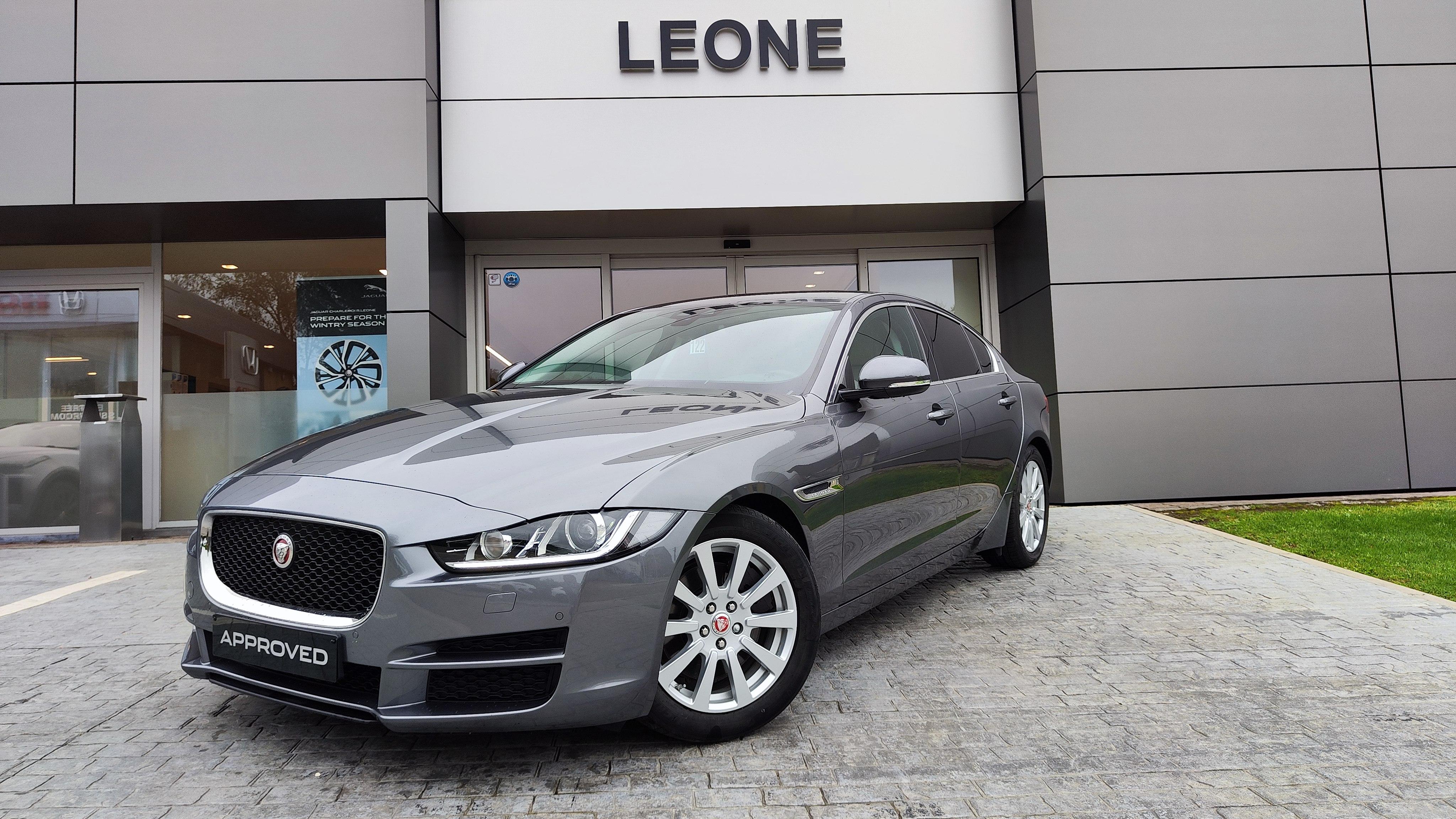 Jaguar XE Prestige